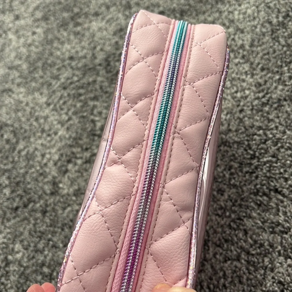 NWT Miss Gwen’s Nails Cosmetic Pouch